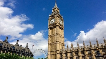 PhD student takes care support to Parliament
