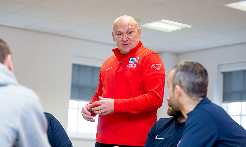 Image of Mike Phelan delivering his guest lecture