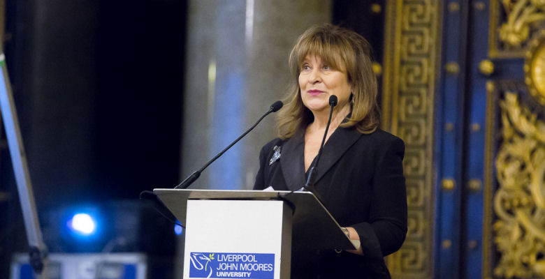 Image of Helena Kennedy presenting Roscoe Lecture in St George's Hall