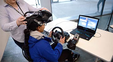 LJMU students learn to drive with virtual reality driving lessons